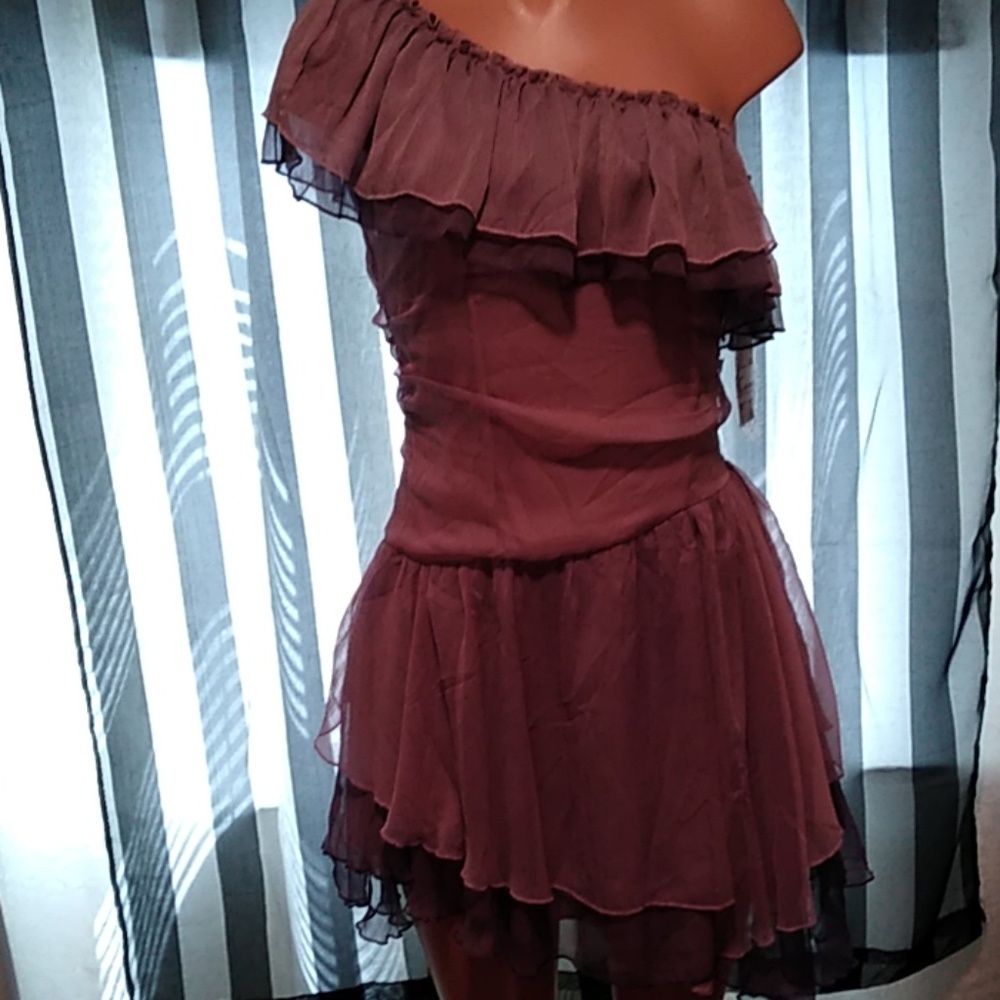 Dress/or Shirt - Picture 2 of 5